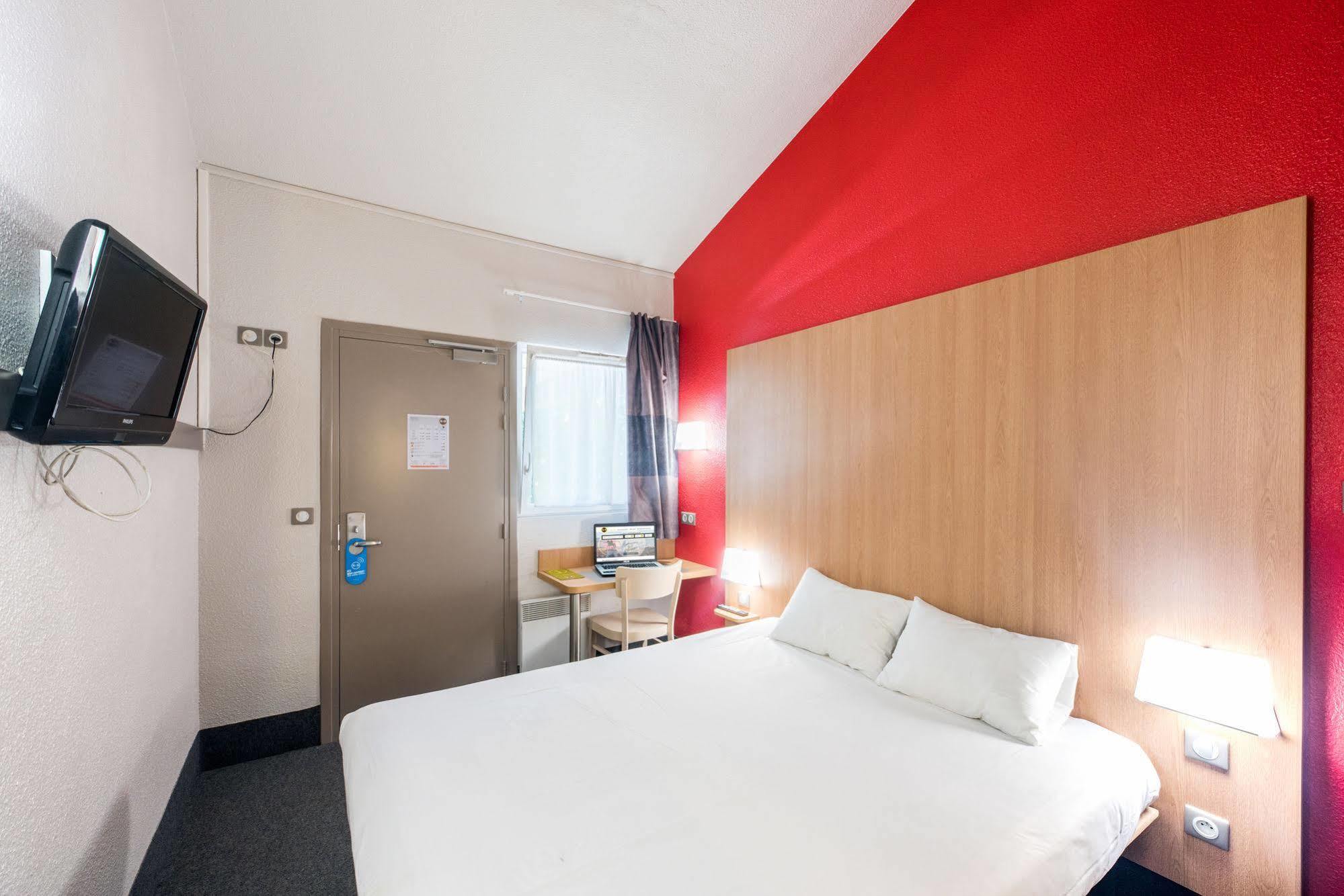 B&B Hotel Brest Kergaradec Aeroport Gouesnou Buitenkant foto